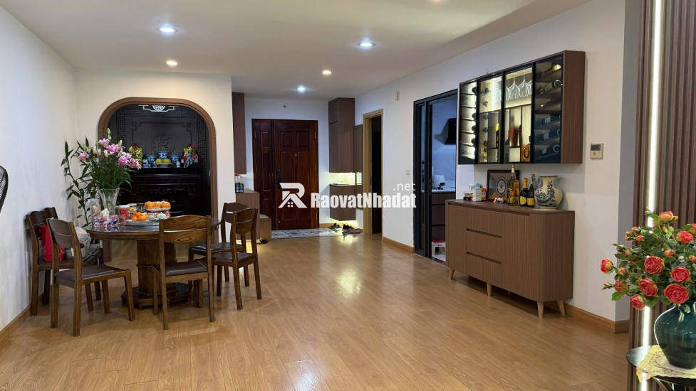 CHUNG CƯ NGOẠI GIAO ĐOÀN KHU VỰC ĐÁNG SỐNG GIỮA THỦ ĐÔ