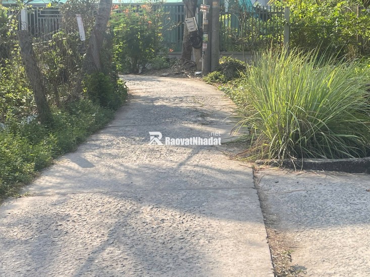 BÁN ĐẤT TP MỸ THO, DT 413.5M2 CÓ SẴN 120M2 THỔ CƯ. SHR. CHỈ 1.35 TỶ. LH:0383730186.
