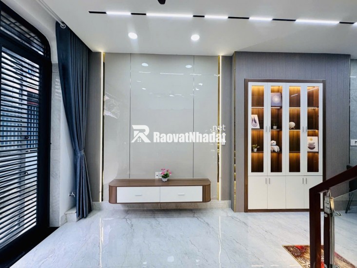 NHÀ GÒ VẤP SÁT MẶT TIỀN GIẢM 1 TỶ CHỐT NHANH