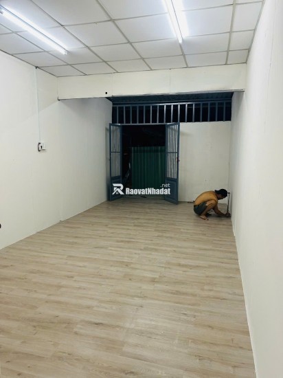 BÁN NHÀ GẦN SÂN BANH THẠNH XUÂN 25 Q12, DT 70M2 SHC CHỈ 1.040 TỶ. LH:NAM.0963677706.