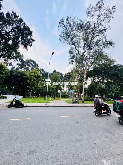 ĐẤT MẶT TIỀN ĐƯỜNG ĐẶNG VĂN SÂM, TIỆN XÂY DỰNG. DT 37.41M2, SHR, CHỈ 11.6 TỶ. LH:0906242673.