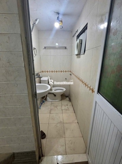 3.9  TỶ - HÀNG NHỎ HIẾM CÓ KHÓ TÌM-SỔ ĐỎ HOA HẬU , MẶT TIỀN 4M- CHỈ 2NGOẶT RA MẶT PHỐ TÔN ĐỨC THẮNG- NGÕ NÔNG, RỘNG - TRƯỚC NHÀ XE MÁY QUAY ĐẦU THOẢI