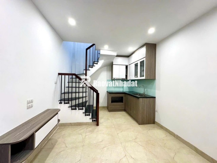 Hàng hiếm! Nhỉnh 5 tỷ có ngay nhà phố ĐỘI CẤN, BA ĐÌNH