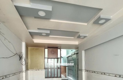 CHÍNH CHỦ CẦN BÁN NHÀ 3 TẦNG ĐẸP - SÁT PHẠM VĂN ĐỒNG - CHỈ 8.6 TỶ
