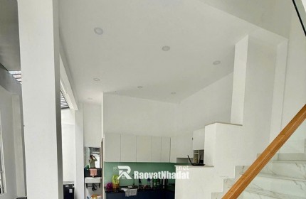 NHÀ ĐẸP TRUNG TÂM QUẬN 7 – FULL NỘI THẤT – CHỈ 10 PHÚT ĐẾN QUẬN 1