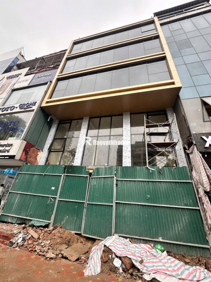  BÁN TÒA VĂN PHÒNG MẶT PHỐ HOÀNG QUỐC VIỆT 160M2 6 TẦNG MT 10M, CHỈ 170 TỶ 