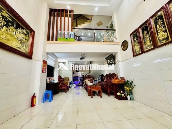 NHÀ  ĐẸP TÂN BÌNH    3.5*7.5m - 3 tầng Btct