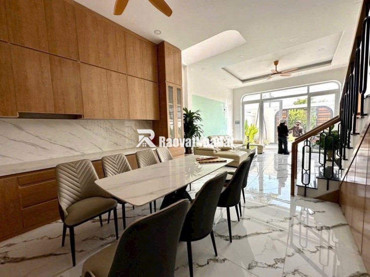 Chủ Cần bán Căn Nhà Mới xây Một Trệt Một Lầu full nội thất vào ở liền
