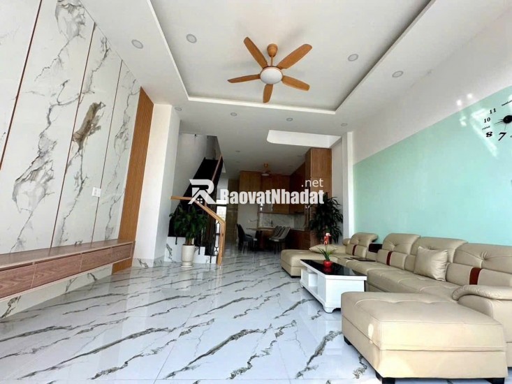 Chủ Cần bán Căn Nhà Mới xây Một Trệt Một Lầu full nội thất vào ở liền