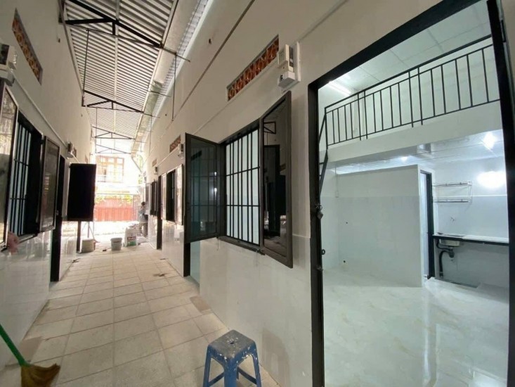 BÁN GẤP DÃY TRỌ GẦN KHU CÔNG NGHIỆP BECAMEX, THU NHẬP SẴN 10 TRIỆU/THÁNG, GIÁ TỐT