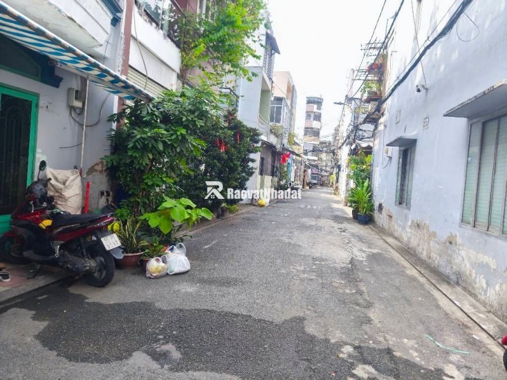 Nhà hẻm xe hơi, Huỳnh Thị Hai, Phường Trung Mỹ Tây,73m2 (ngang 5m)  Nhỉnh 5 tỷ.