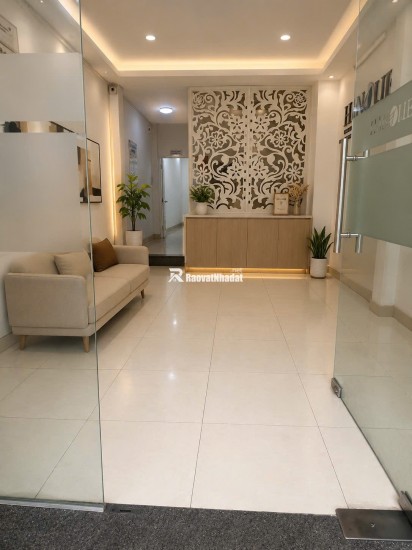 Bán mặt tiền đường Hồng Hà, Trệt 4 lầu ST, DT: 67m2, 9PN, 6WC. Gần CV