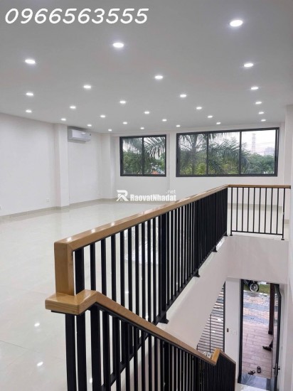 BIỆT THỰ độc lập NỞ HẬU – giá bèo – SANG TÊN luôn CĐT