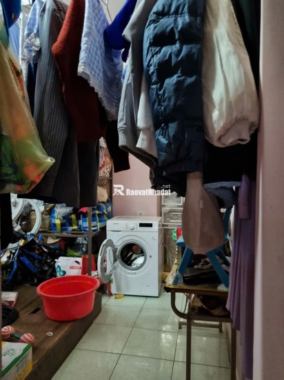 BÁN NHÀ MẶT TIỀN ĐƯỜNG QL1A, DT 43M2 SĐCC 4,5TỶ. LH:0396631136 – 0386663369.