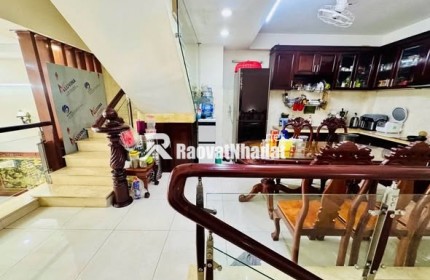 NHÀ  ĐẸP TÂN BÌNH    3.5*7.5m - 3 tầng Btct