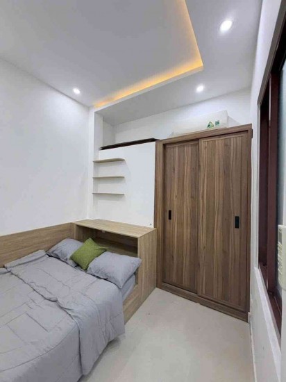 TP BÁN NHÀ 3 TẦNG LÔ GÓC 2 MẶT KIỆT Ô TÔ - NGAY SAU LƯNG BẾN XE TRUNG TÂM ĐÀ NẴNG