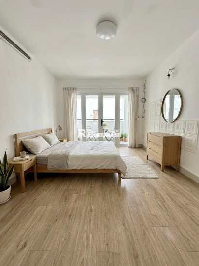 Bán nhà Q10 Cách mạng tháng 8 ngang 6m 4 tầng 95m2: 8,9 tỷ. Trí 0967638168