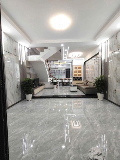 Bán nhà 3 lầu giá 1ty790, sổ hồng riêng, khu nhà phố sang trọng