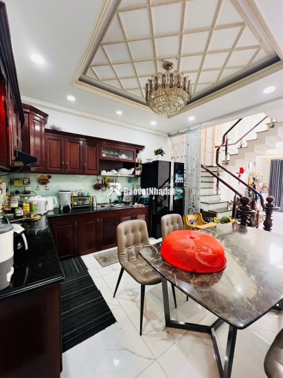  BÁN NHÀ 5 TẦNG ĐƯỜNG AN DƯƠNG VƯƠNG ( 56m2 ) HẺM XE TẢI ĐỐI DIỆN CÔNG VIÊN . Giá nhỉnh nhẹ 7 Tỷ