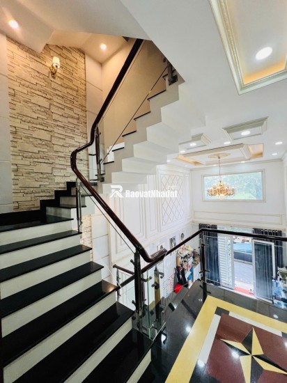  BÁN NHÀ 5 TẦNG ĐƯỜNG AN DƯƠNG VƯƠNG ( 56m2 ) HẺM XE TẢI ĐỐI DIỆN CÔNG VIÊN . Giá nhỉnh nhẹ 7 Tỷ