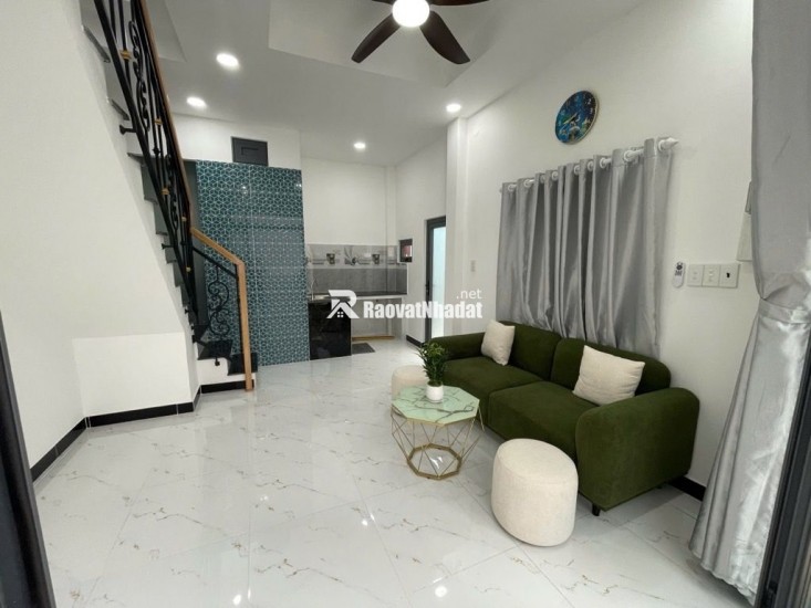 KHU VIP DƯƠNG QUẢNG HÀM GÒ VẤP - 30M RA MẶT TIỀN - XE HƠI TỚI NHÀ - NHÀ LÔ GÓC 2 MẶT THOÁNG - NÓI KHÔNG VỚI LỘ GIỚI.