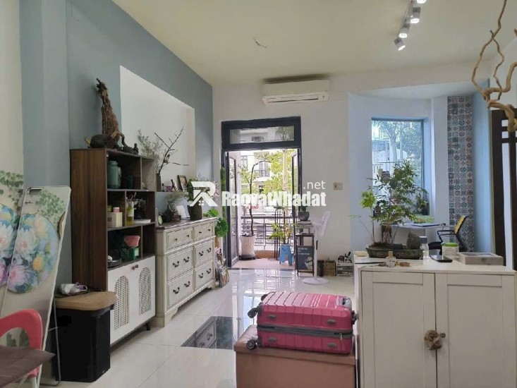 BÁN NHÀ KHU VIP TÊN LỬA - MẶT TIỀN KINH DOANH 30M ĐƯỜNG LỀ 6M - CÓ LỖ GẮN THANG MÁY