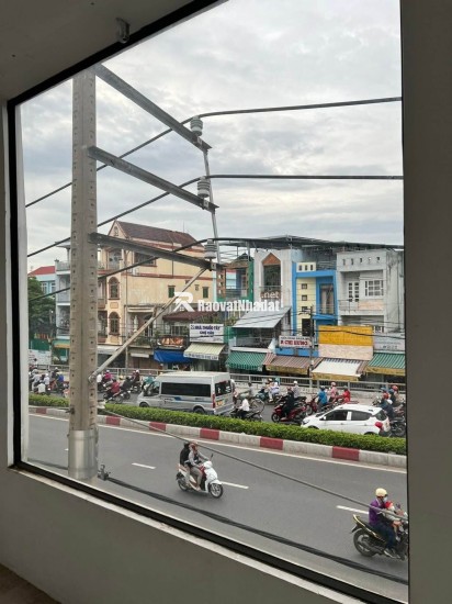 NHÀ BTCT MẶT TIỀN HẺM THÔNG TÔ KÝ  7 TỶ GIẢM MẠNH CÒN 5 TỶ 5