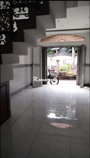 CHO THUÊ NHÀ NGUYÊN CĂN 1 LẦU MT ĐƯỜNG RAY XE LỬA PHÚ NHUẬN LH:0707569412