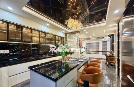 SIÊU PHẨM TRUNG TÂM - NGANG LỚN HƠN 4M - NHÀ ĐẸP 6 TẦNG KIÊN CỐ - 64M2 thương lượng