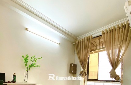 Studio Lầu 1- full nt- 29m2- bancol lớn- free xe- cho nuôi pet- 137/ Trần Đình Xu- 5,6 Tr/th