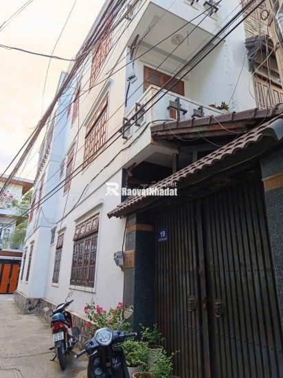 BÁN NHÀ 15/2A (SỐ CŨ 19) NGUYỄN BỈNH KHIÊM, P.VŨNG TÀU, HOÀN CÔNG 224M2. LH:0982230297