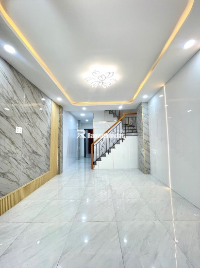 MẶT HẺM XE TẢI Q.8 – 4 tầng BTCT 50M²– 5PN – đỗ oto thoải mái, chỉ hơn 5T