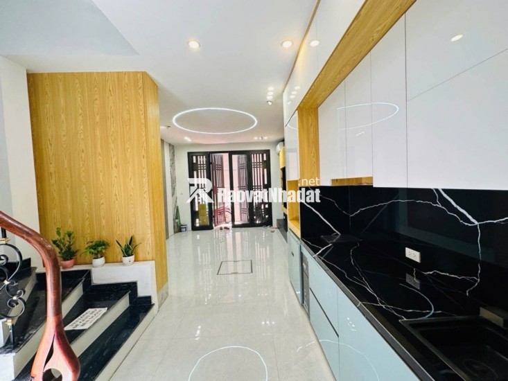 NHÀ TÂY HỒ - NGON BỔ - GIÁ ĐẦU TƯ NGON