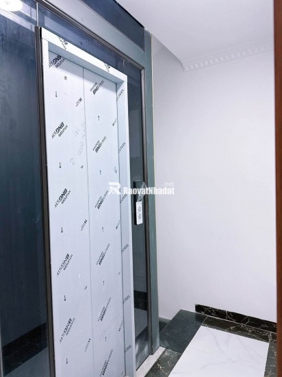 BÁN nhà tt văn hoá nghệ thuật ĐỐNG ĐA- đầu tư hoặc giữ tiền chỉ 10ty TL mạnh