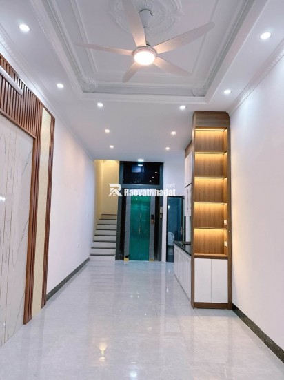 BÁN nhà tt văn hoá nghệ thuật ĐỐNG ĐA- đầu tư hoặc giữ tiền chỉ 10ty TL mạnh