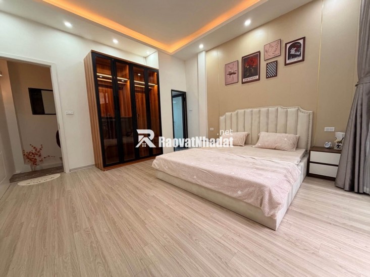 KHU VIP BA ĐÌNH - NHÀ ĐẸP  - GẦN PHỐ - HÀNG XÓM VINCOM GALLERY