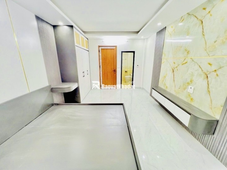  Bán Nhà 5 Tầng Biên Giang, Mặt Tiền 5,1M, Kinh Doanh Tốt , 35M², 2 Xe Tải Tránh