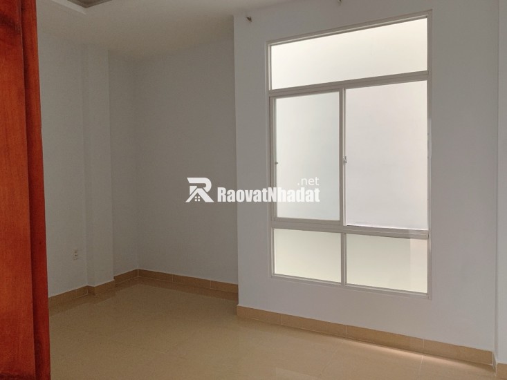 6,5 tỷ nhà 55m2, 3 tầng hẻm xe hơi đậu cửa sát QL13, tiềm năng ra mặt tiền