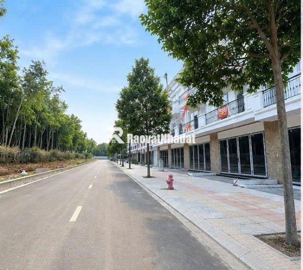Nhà phố khu đô thị Ân Phú, măt tiền Hà Huy Tập, vị trí đẹp, KD tốt.
