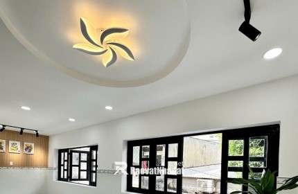 Nhà 3 Tầng mới đẹp - Ngang đẹp 8m sát mặt tiền Mã Lò - Đường Số 2 - Đường Số 4 HCM,BT 3 Tầng 1 trệt rong rai thoang mat