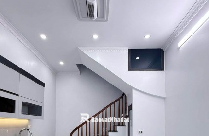 VÀI BƯỚC RA TTTM HANOI CENTRE- CHỈ NHỈNH 4TỶ LÀ KHỚP LỆNH