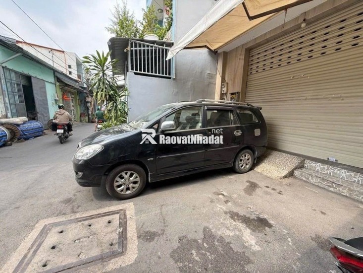 NHÀ XE HƠI NGỦ TRONG NHÀ – CHỢ LẠC QUANG Q12 – 105M² – 4PN – GIÁ 4,8 TỶ TL