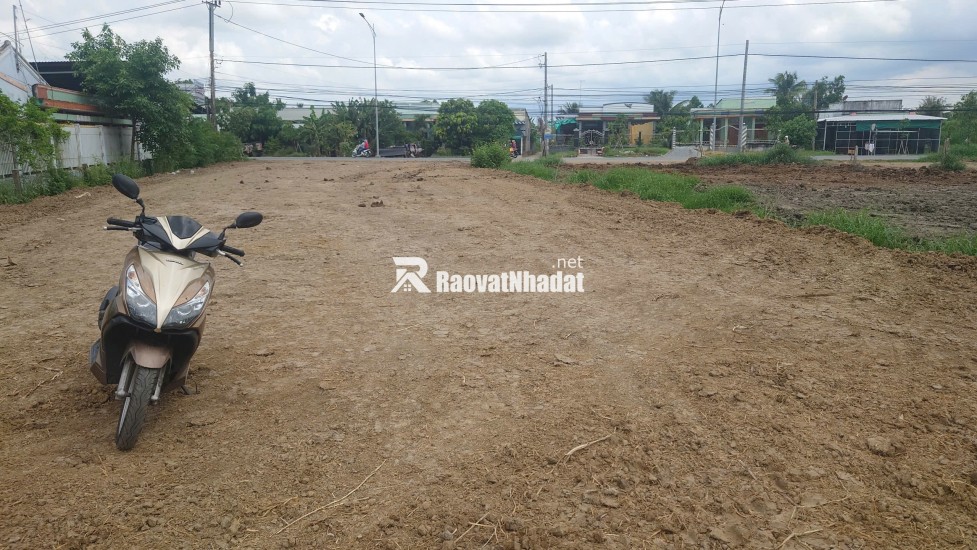CHO THUÊ 5000M2 MẶT TIỀN QL50 LÀM BÃI XE NHÀ XƯỞNG KHO LẠNH 0901651234.