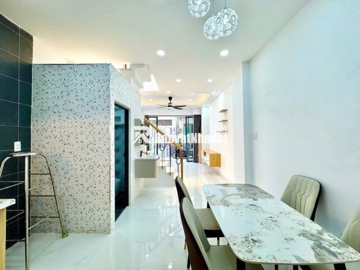 NHÀ MỚI ĐẸP VÔ Ở NGAY – 56M² – 3PN – NỞ HẬU – FULL NỘI THẤT – CHỈ 5.9 TỶ