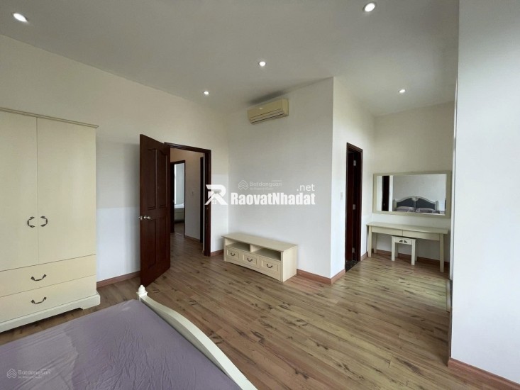 Bán nhà liền kề 5PN + 7WC, giá 8.*** tỷ