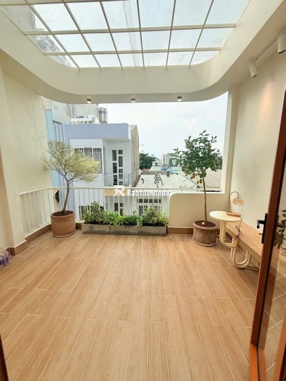 Bán nhà 3 tầng, 44m2 (4x11m), 3PN, đường 26 Tháng 3, Bình Hưng Hòa, giá 6 tỷ. LH: 0789786619