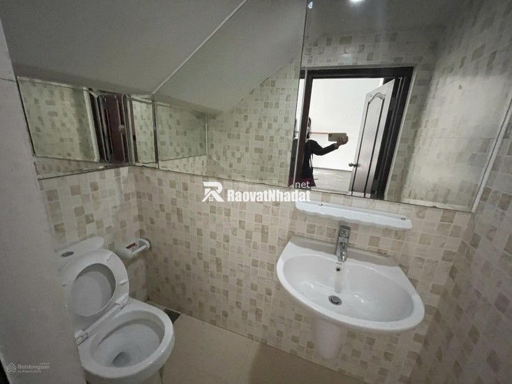 Bán nhà liền kề 5PN + 7WC, giá 8.*** tỷ