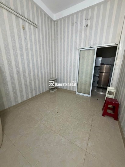 Nhà 3 tầng, kiệt Đống Đa 6m, kiệt rộng thông thoáng có thể kinh doanh, thông ra được đường Lý Tự Trọng, nhiều tiện nghi xung quanh..LH:0923777702 (e An)