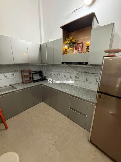 Nhà 3 tầng, kiệt Đống Đa 6m, kiệt rộng thông thoáng có thể kinh doanh, thông ra được đường Lý Tự Trọng, nhiều tiện nghi xung quanh..LH:0923777702 (e An)