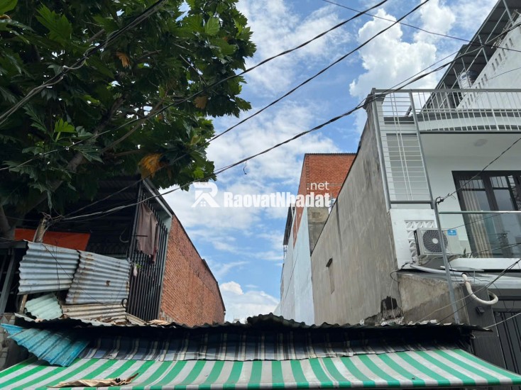 Bán nhà trọ cấp 4 nối dài 02 mặt hẻm trước . hẻm sau, liền kề gần giáp mặt tiền